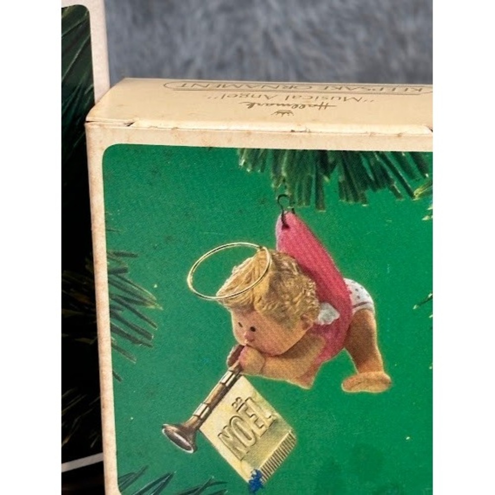 Vintage Hallmark Keepsake Ornament Lot 3 1980s Rainbow Musical Angels Cherubs - Picture 3 of 9